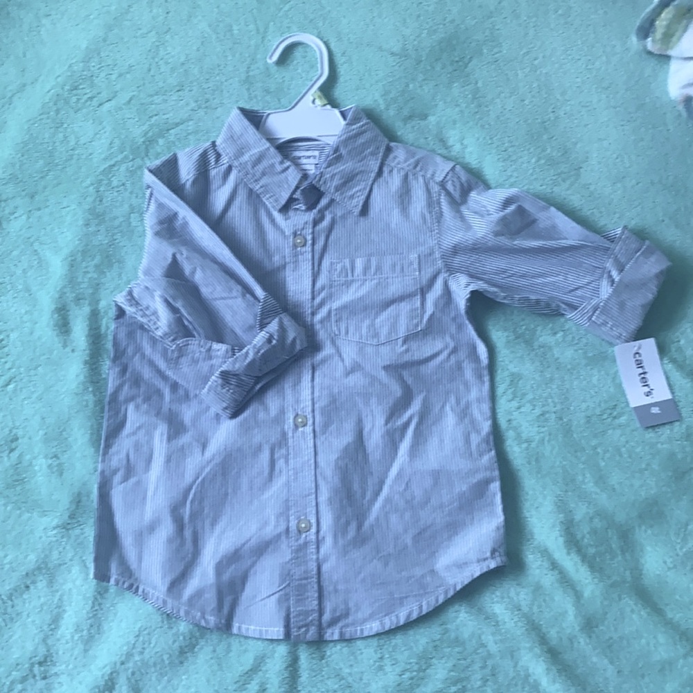 NWT 👕Boys adorable button down shirt👕